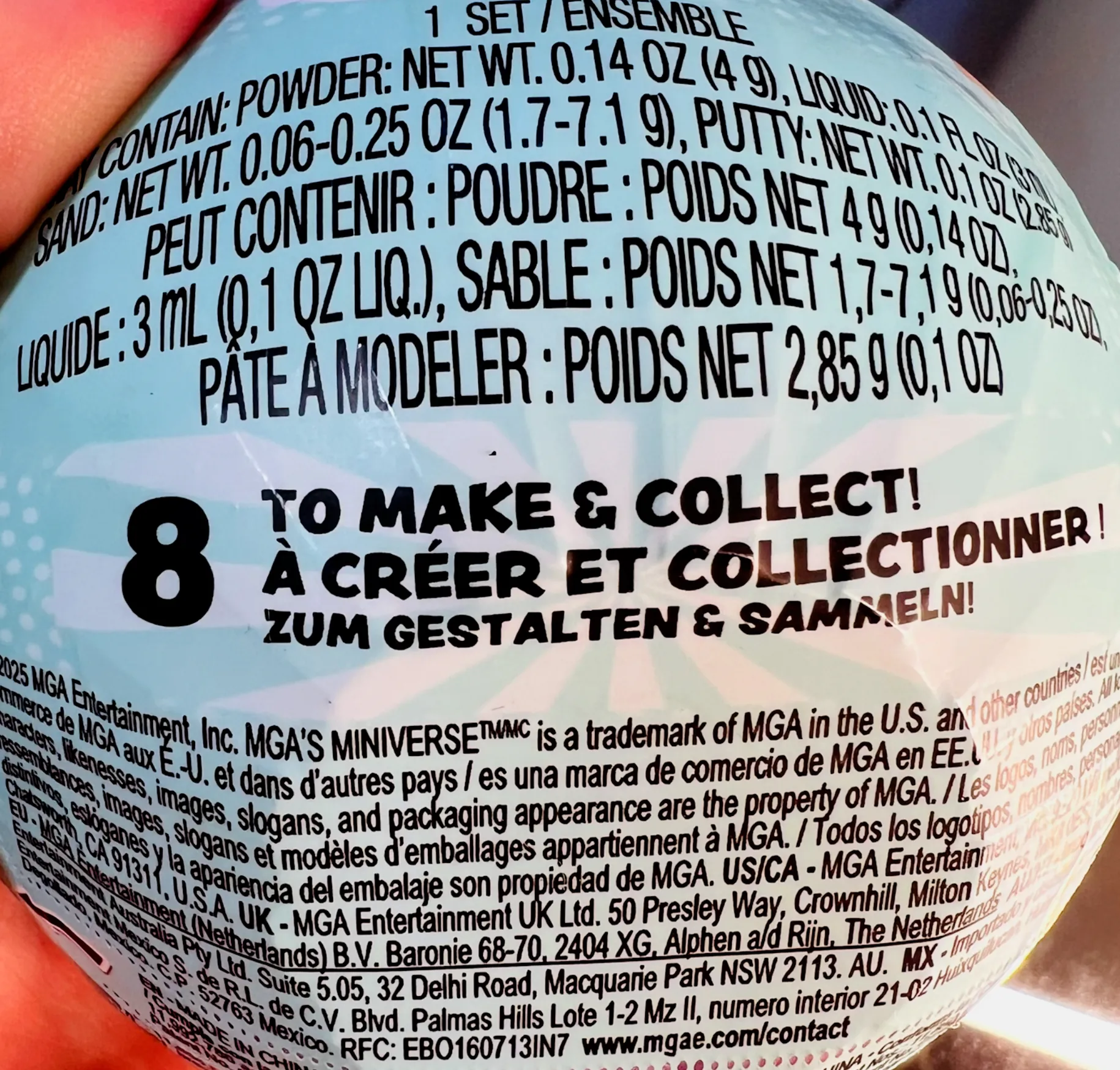 Pinholes Miniverse Make It Mini Real Baby Nurture — bola teal, guía de sets de cuidados