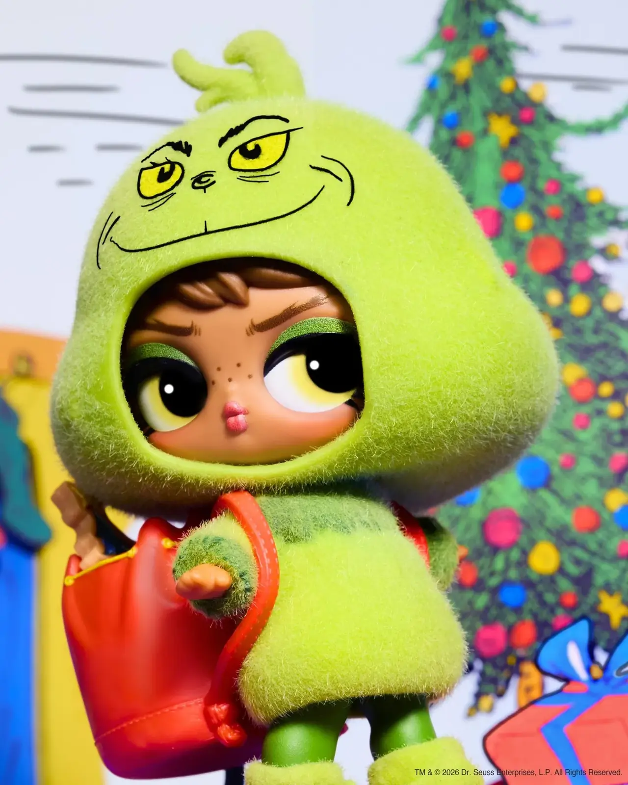 Tot del Grinch de L.O.L. Surprise Loves Dr. Seuss con textura flocada verde