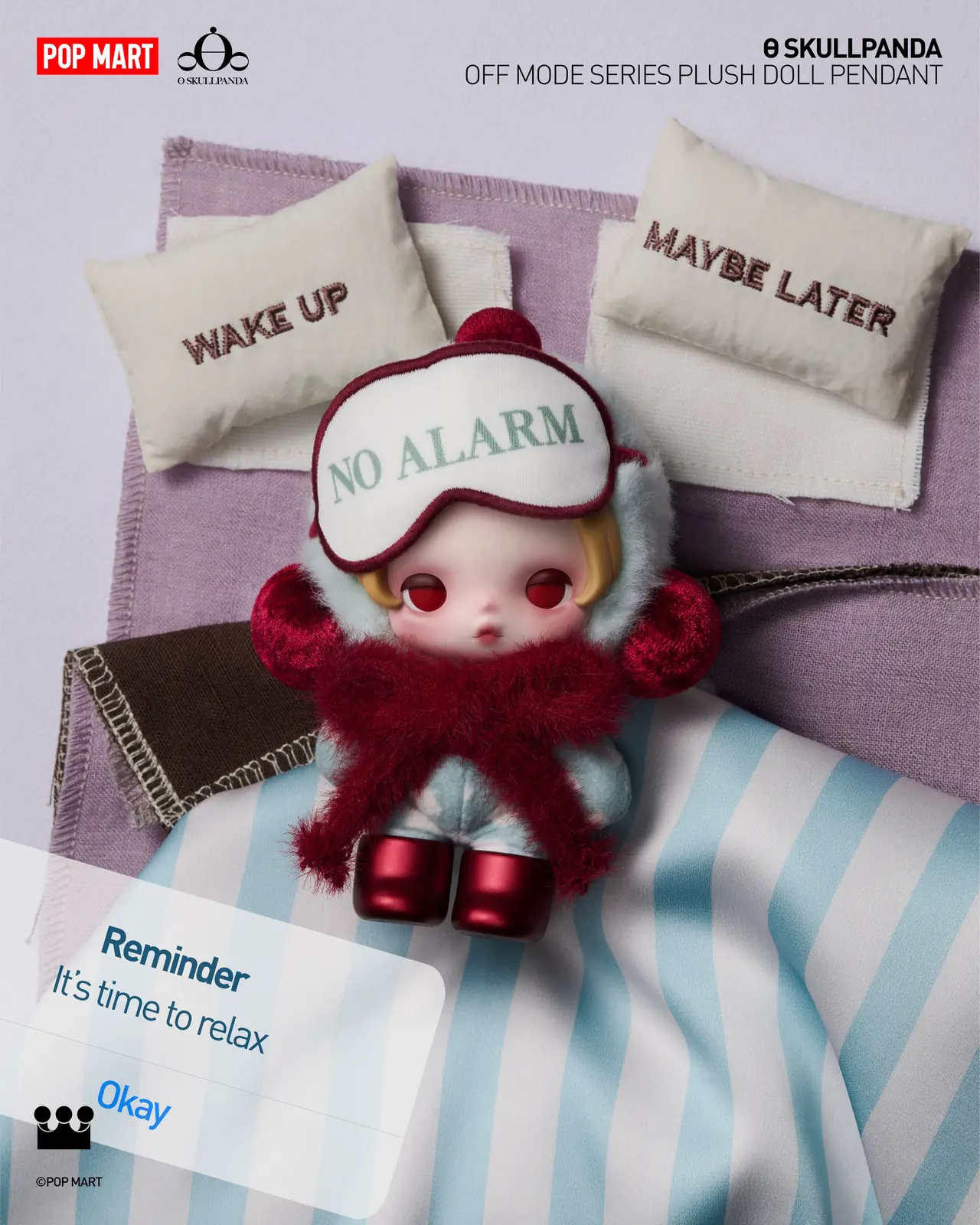 Colgante Hit Snooze de SKULLPANDA Off Mode en la cama con antifaz NO ALARM y almohadas WAKE UP y MAYBE LATER