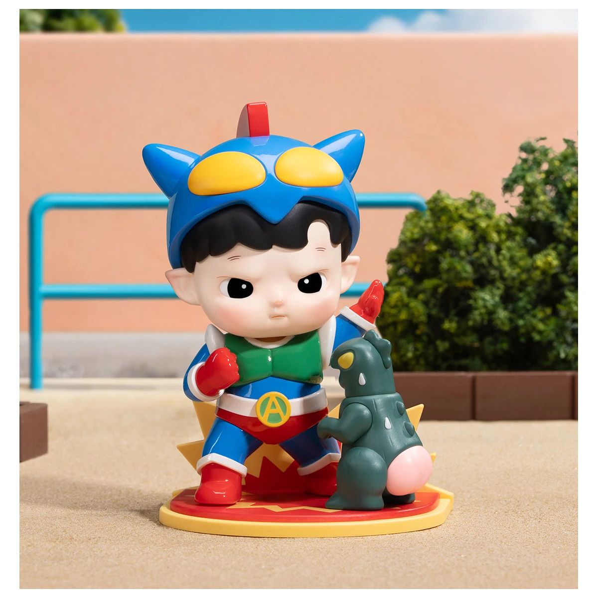 Figura To Save the World de la serie HACIPUPU x Crayon Shinchan One Day in Kasukabe