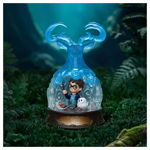 Figura Harry with Stag de Harry Potter Patronus Series de POP MART
