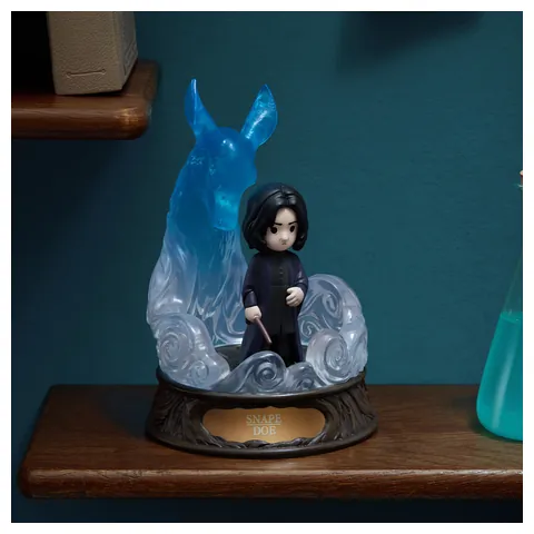 Figura Snape with Doe de Harry Potter Patronus Series de POP MART