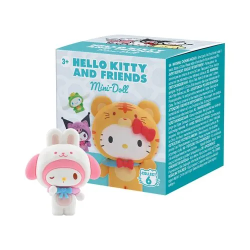 Figura de My Melody con kigurumi de conejo blanco de Forest Friends junto a su blind box