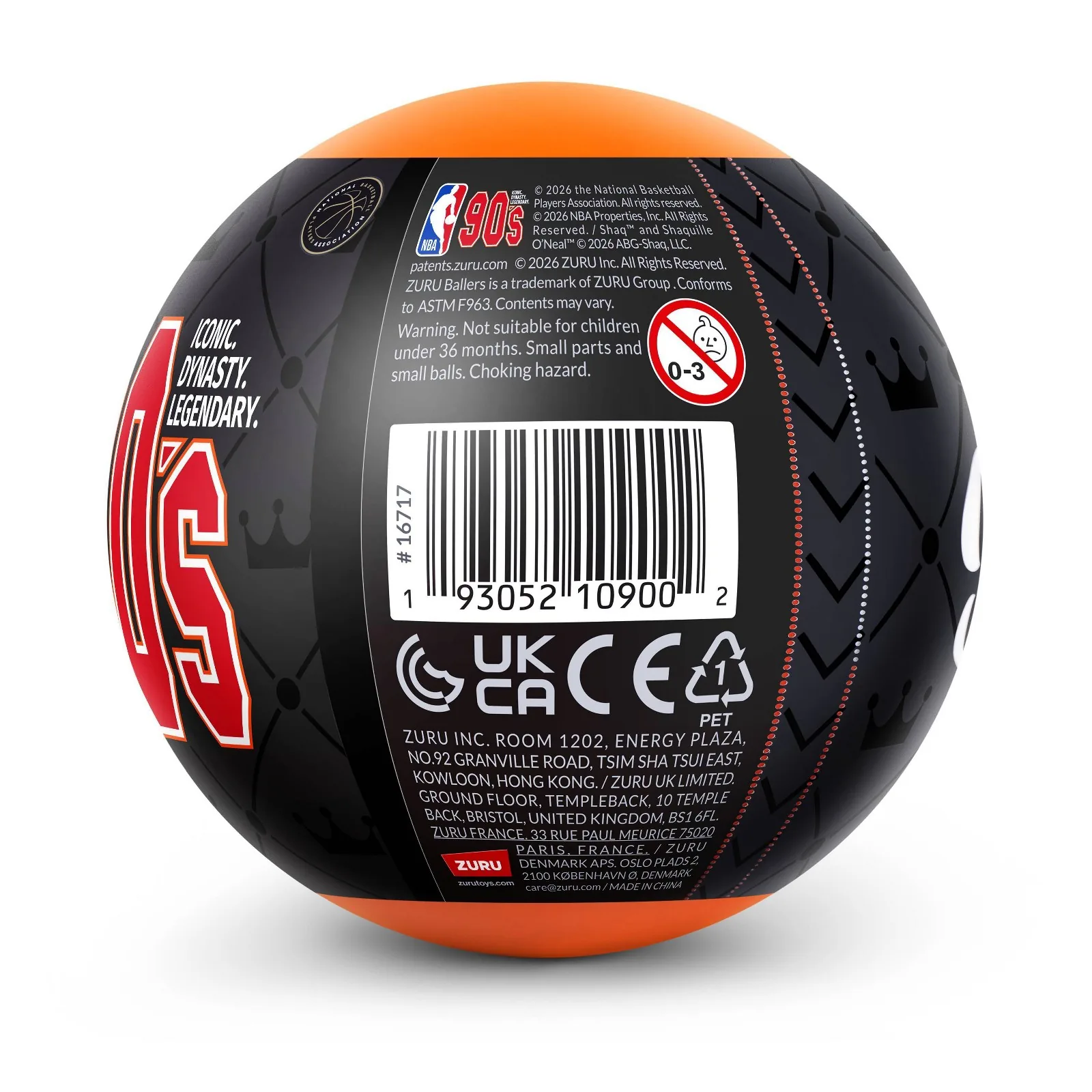 Reverso de la cápsula de NBA Ballers 90s Collection con el código 16717, el UPC y las marcas CE y UKCA