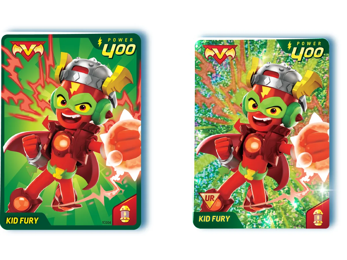 Carta normal y carta Ultra Rare metalizada de Kid Fury en SuperThings Power, las dos de POWER 400 con +1 Kazoom