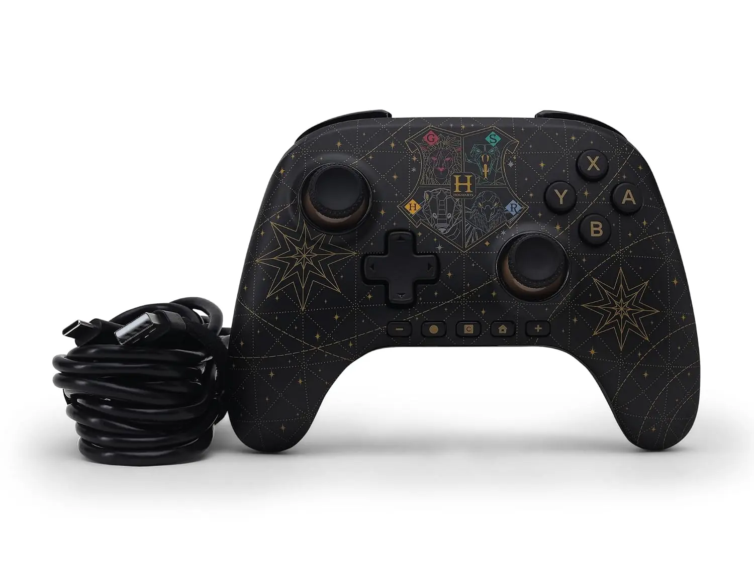 Mando PowerA Hogwarts para Switch 2 junto al cable USB-C de 3 metros que trae la caja
