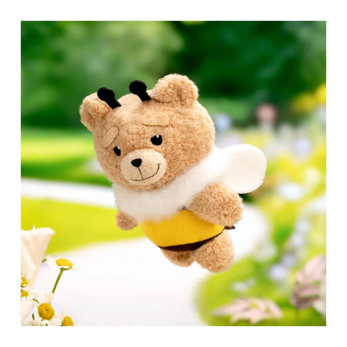 Peluche colgante de la serie POP MART x GONG Ted 2 Baby Ted Action Plush Pendant