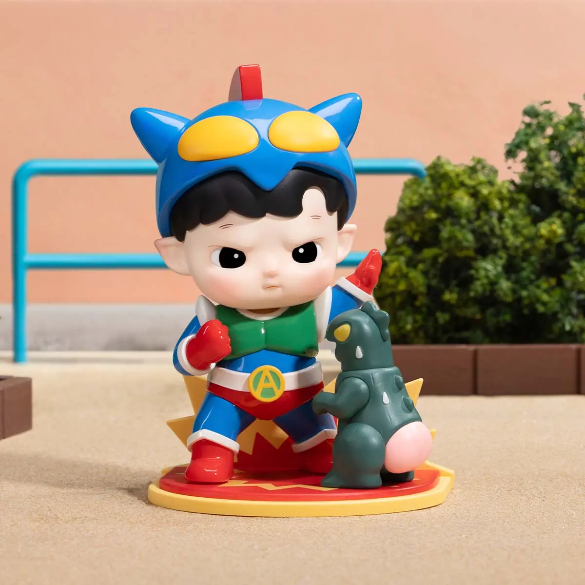 Diseno To Save the World de la serie HACIPUPU x Crayon Shinchan