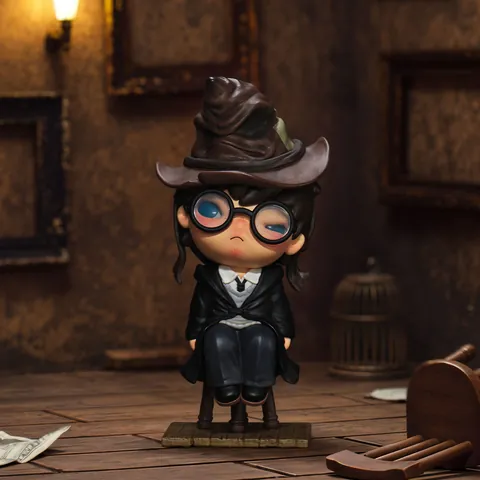 Figura de Harry Potter con el Sombrero Seleccionador de Hirono x Harry Potter de POP MART