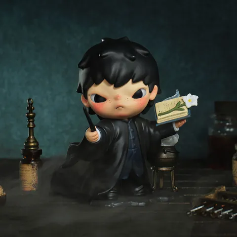 Figura de Severus Snape de Hirono x Harry Potter de POP MART con varita y libro