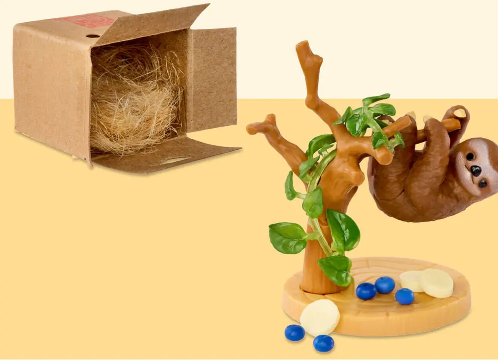 Perezoso de Miniverse Animals Serie 3 colgado del árbol con caja de enriquecimiento